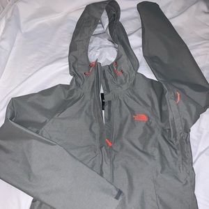 North Face windbreaker / rain jacket